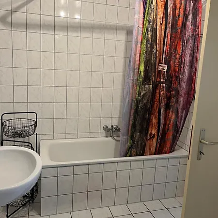 شقة Monteurswohnung In Der Mitte Deutschlands Nahe Der A3